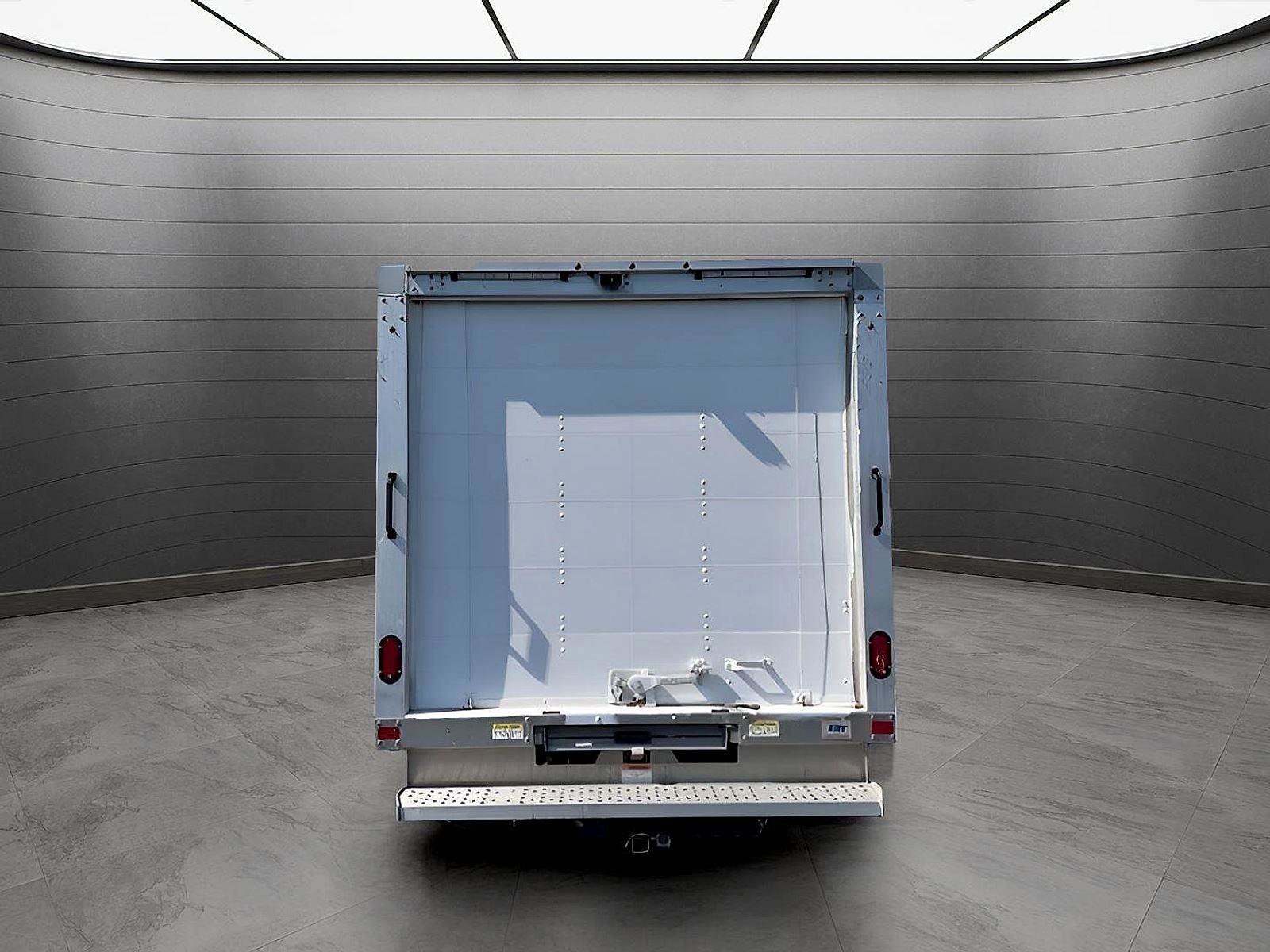 Used 2019 Ford Transit 350 156 DRW image 4