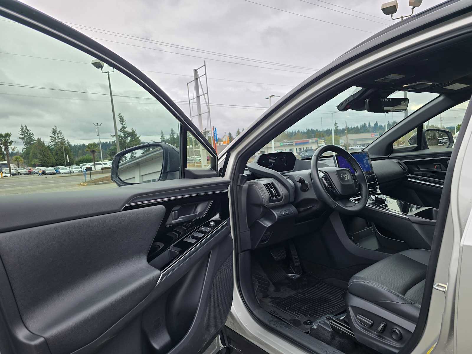 Used 2023 Toyota bZ4X Limited w/ Weather Package image 19