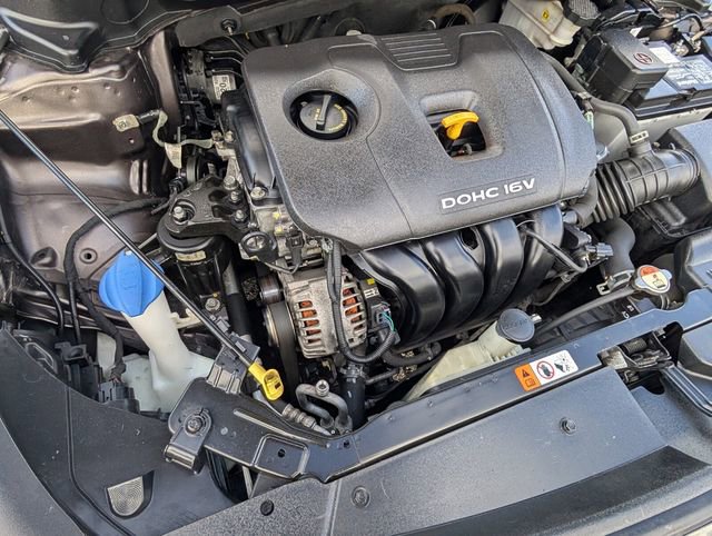 Used 2018 Kia Forte LX image 15