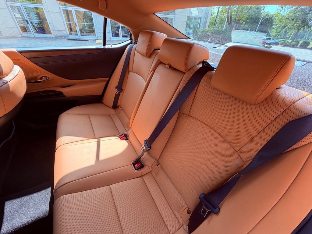 Certified 2023 Lexus ES 350 w/ Premium Package FWD image 15