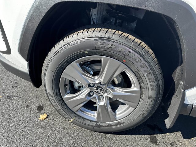 New 2025 Toyota RAV4 LE image 16