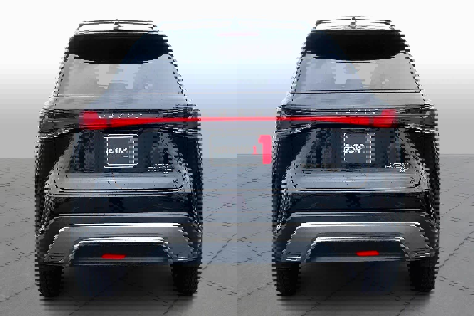 Used 2025 Lexus RX 350h w/ Convenience Package image 4