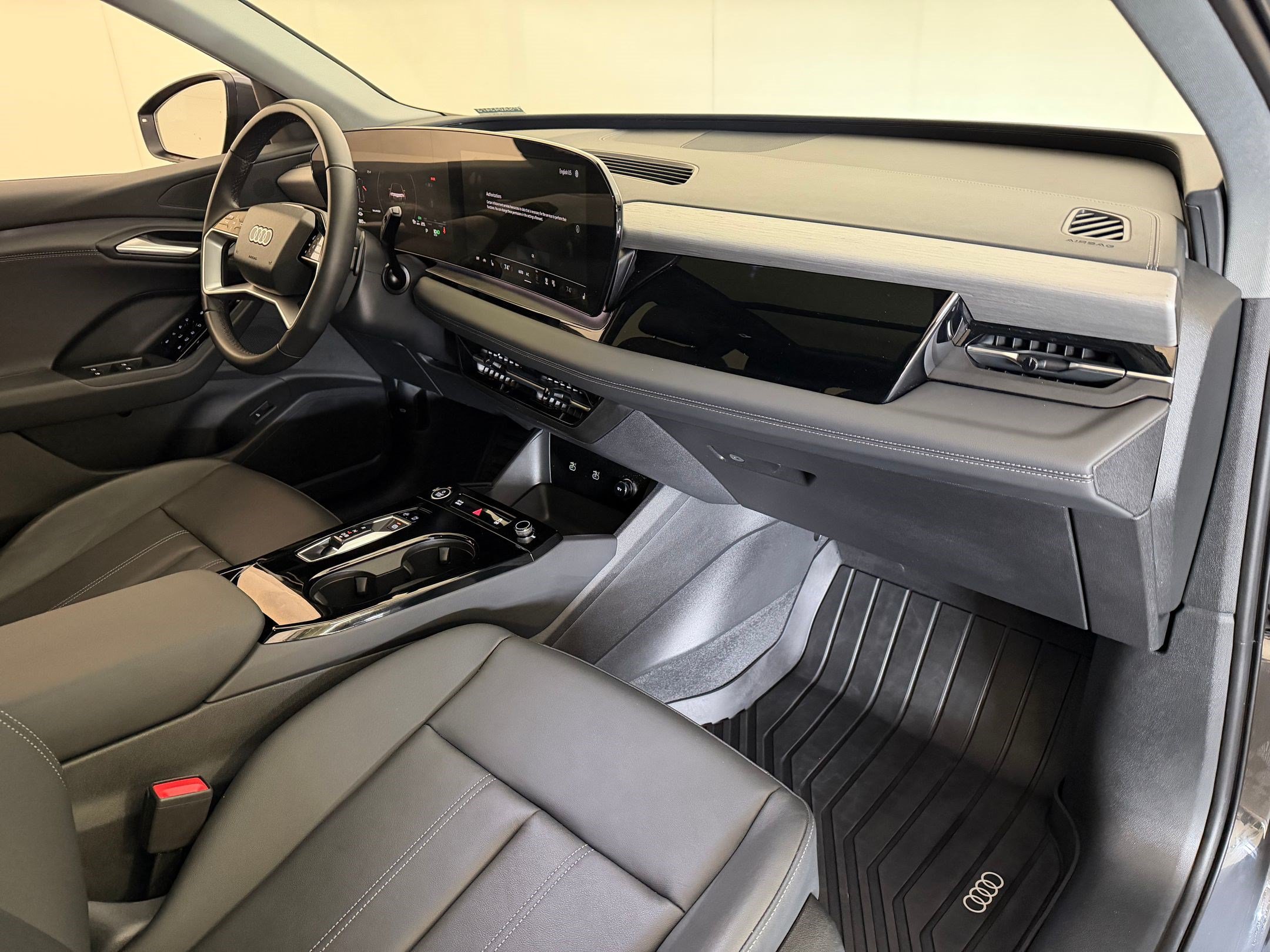 Used 2025 Audi Q6 e-tron Premium w/ Convenience Package AWD/4WD image 29