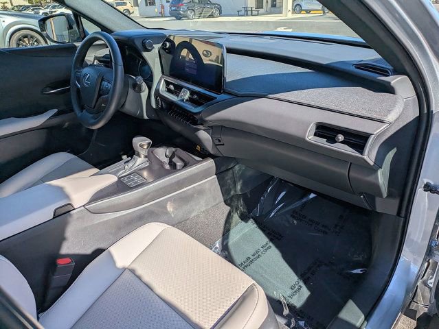 Used 2024 Lexus UX 250h FWD w/ Premium Package image 33