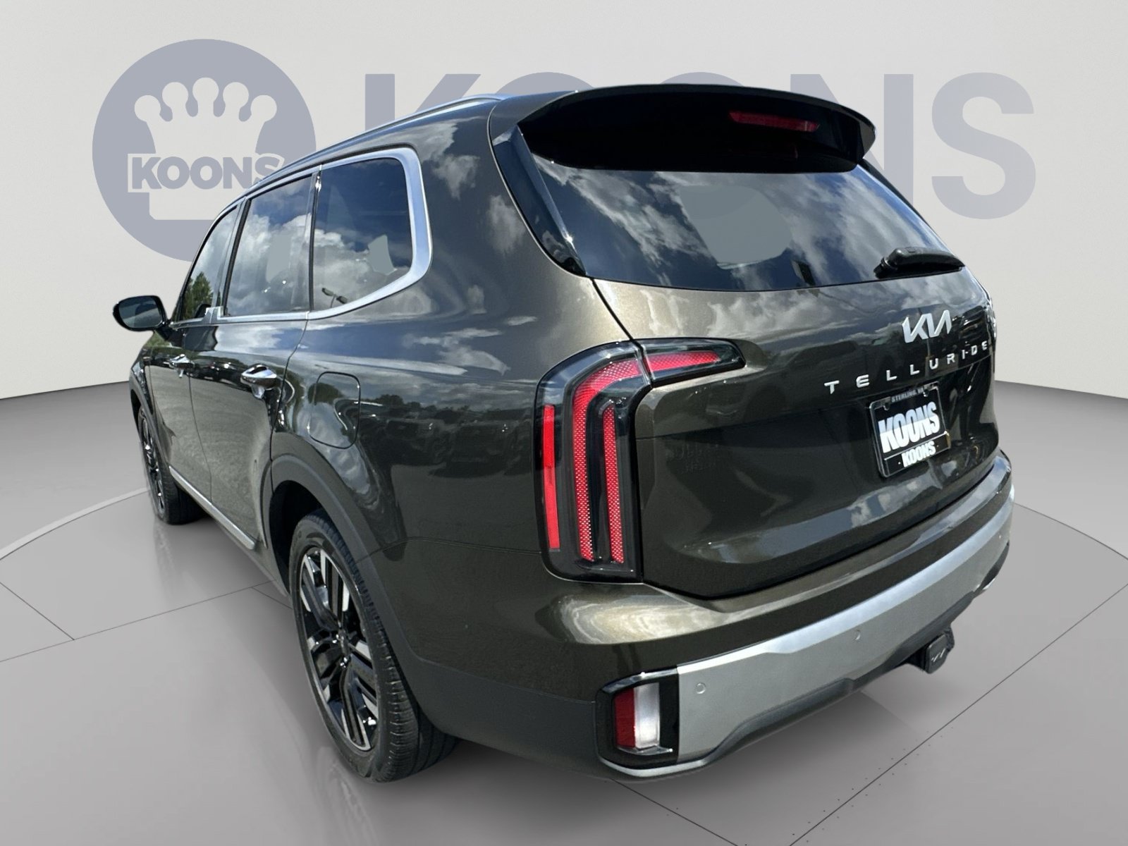 Used 2023 Kia Telluride SX FWD image 8