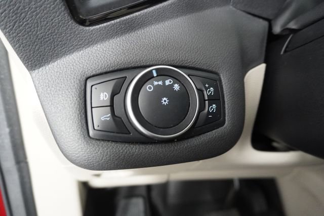 Used 2017 Ford Escape Titanium image 26