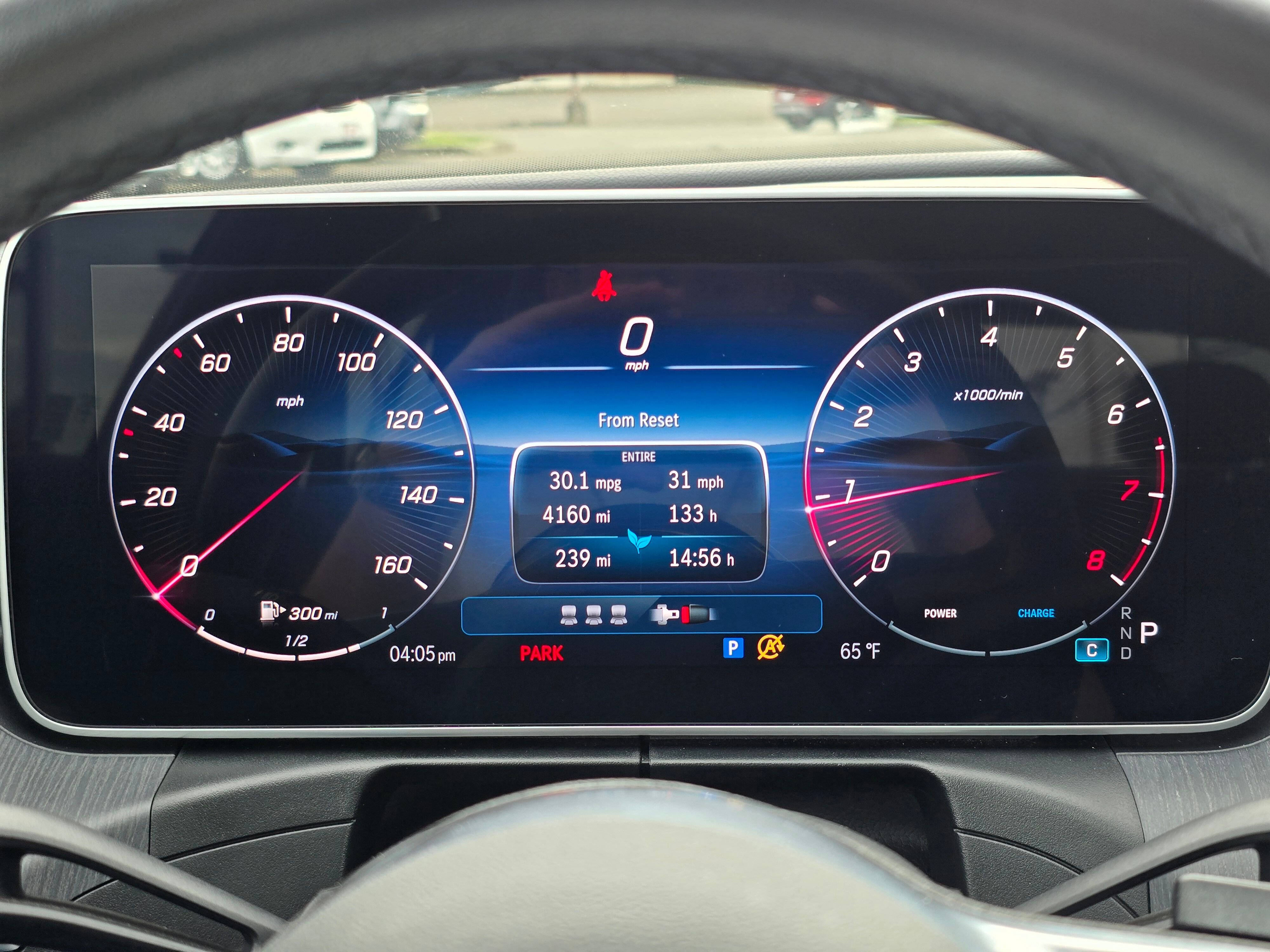 Used 2025 Mercedes-Benz C 300 Sedan image 27