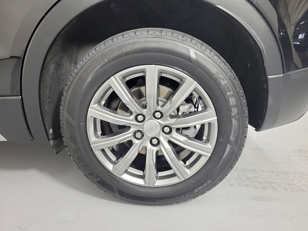 Used 2021 Cadillac XT4 Premium Luxury FWD image 9