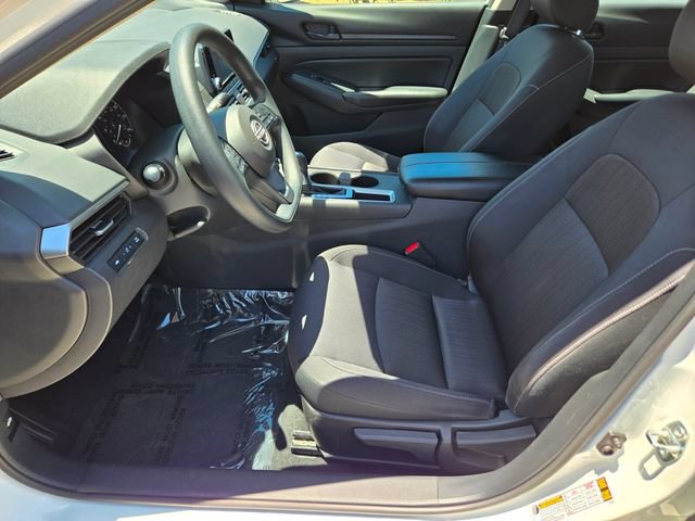 Used 2024 Nissan Altima 2.5 S FWD image 13