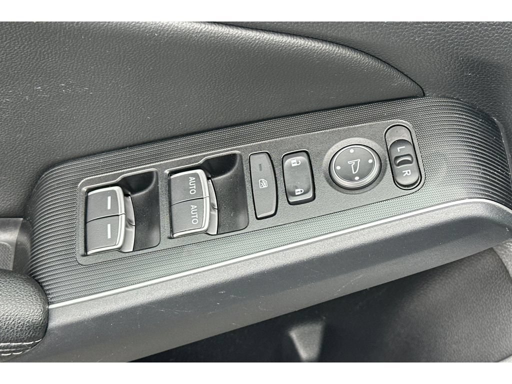 Used 2022 Honda Civic Touring image 12