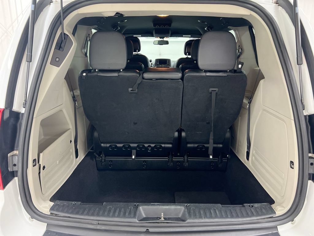 Used 2017 Dodge Grand Caravan SXT FWD image 24