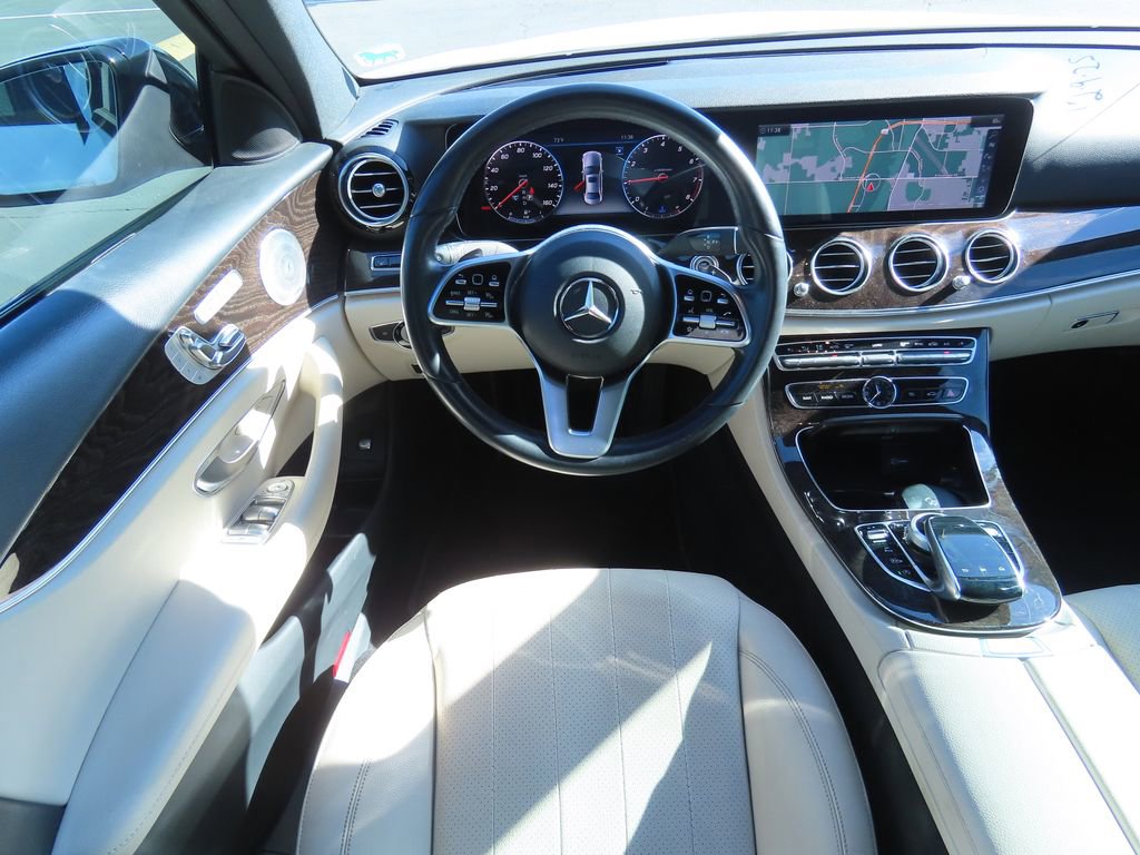 Used 2019 Mercedes-Benz E 450 4MATIC Sedan image 5
