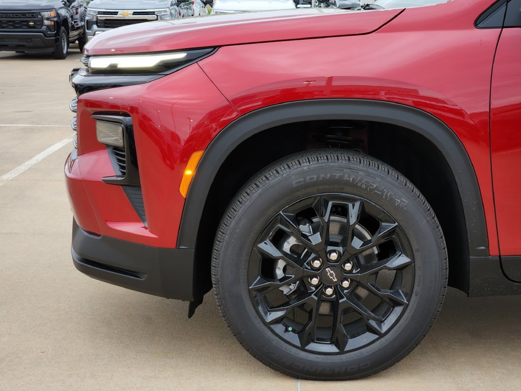 New 2026 Chevrolet Traverse LT w/ Midnight/Sport Edition FWD image 5