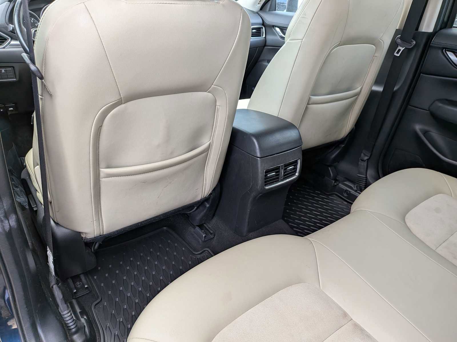 Used 2018 MAZDA CX-5 Touring w/ Preferred Equipment Package AWD/4WD image 17