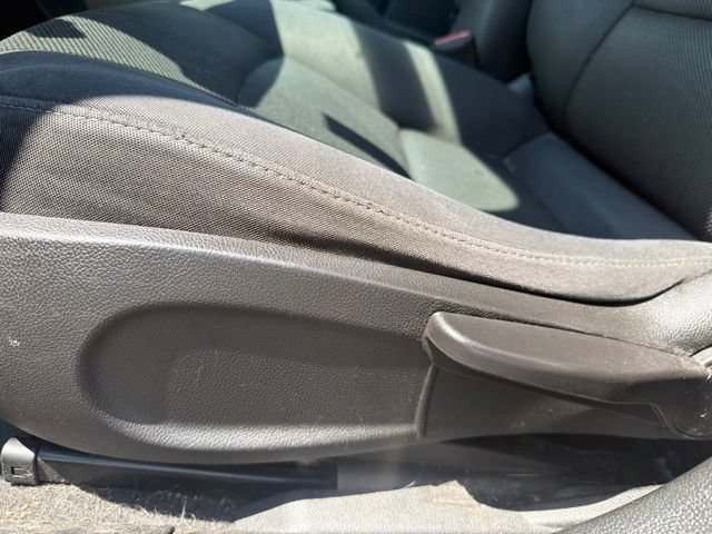 Used 2016 Chevrolet Cruze LT w/ RS Package FWD image 21