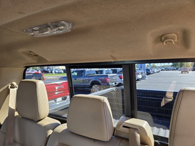 Used 2016 Ford F250 Lariat w/ Lariat Ultimate Package AWD/4WD image 31