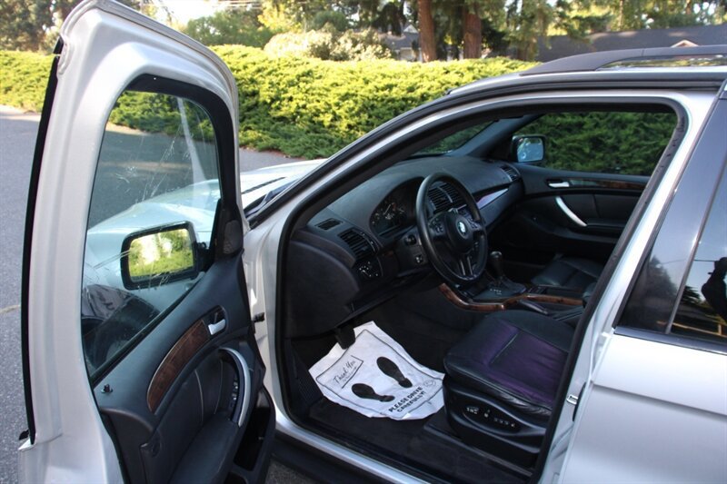 Used 2003 BMW X5 3.0i AWD/4WD image 5