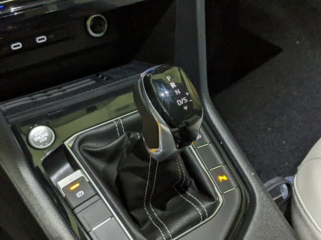 New 2025 Volkswagen Taos SE image 21