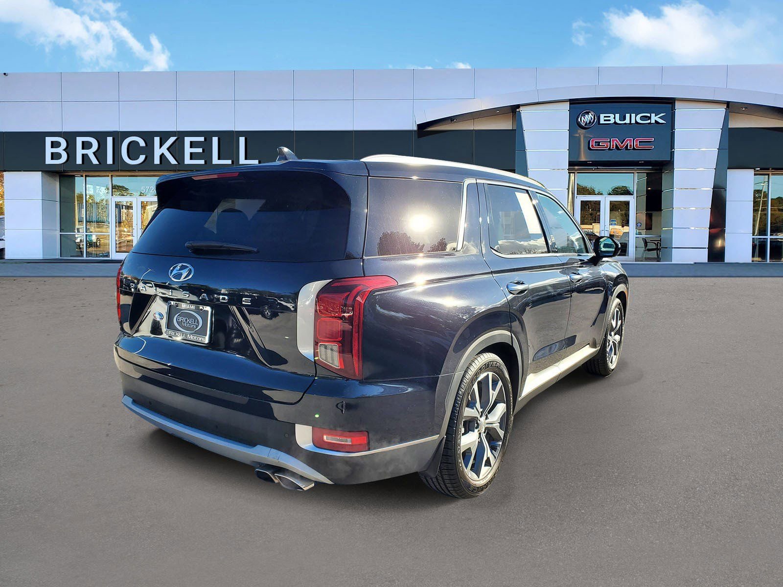 Used 2021 Hyundai Palisade SEL w/ Premium Package image 3