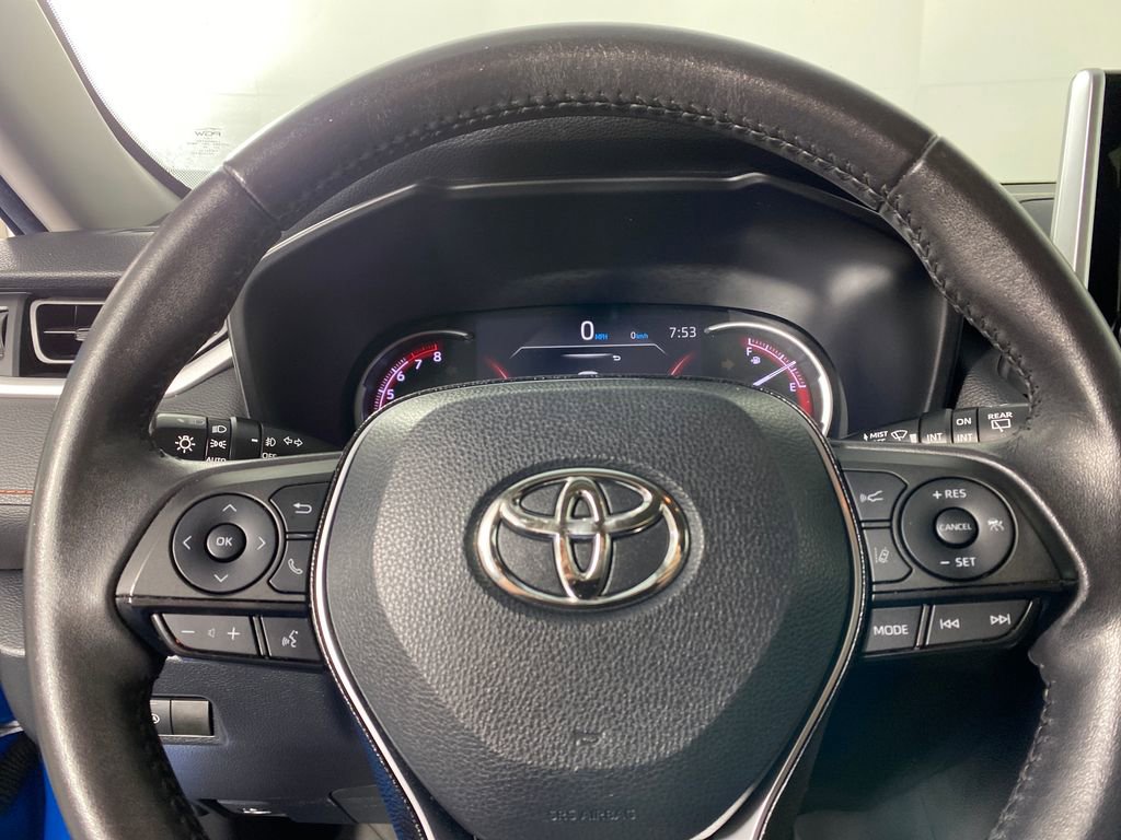 Used 2020 Toyota RAV4 Adventure image 13