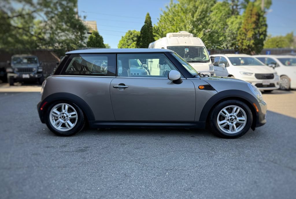 Used 2013 MINI Cooper Hardtop FWD image 4
