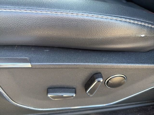 Used 2023 Ford F150 Lariat w/ Equipment Group 502A High image 16