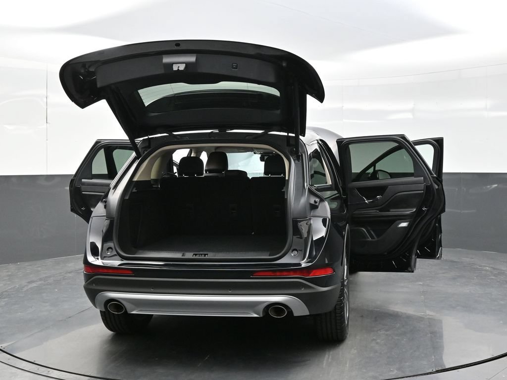 Used 2024 Lincoln Corsair Reserve w/ Equipment Group 201A AWD/4WD image 39