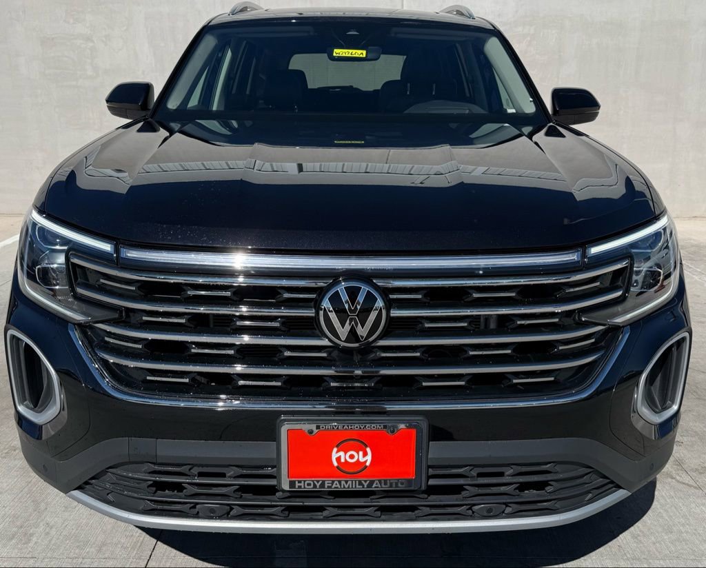 Certified 2025 Volkswagen Atlas SEL image 3