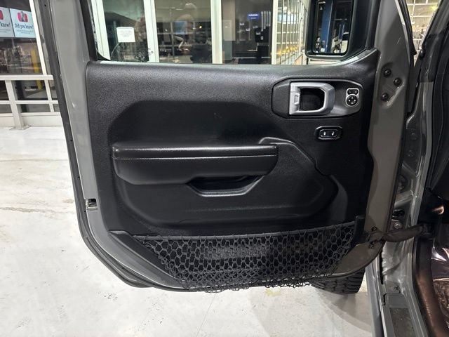 Used 2021 Jeep Gladiator Sport AWD/4WD image 14