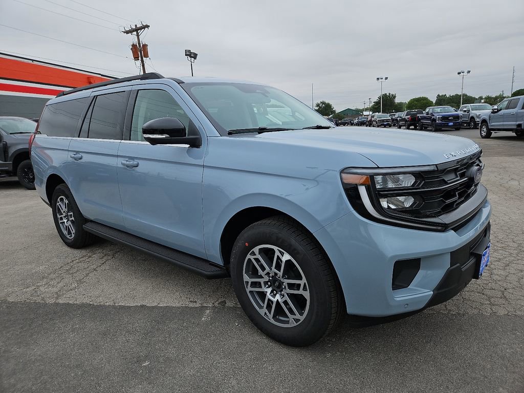 New 2026 Ford Expedition Max Active RWD image 1