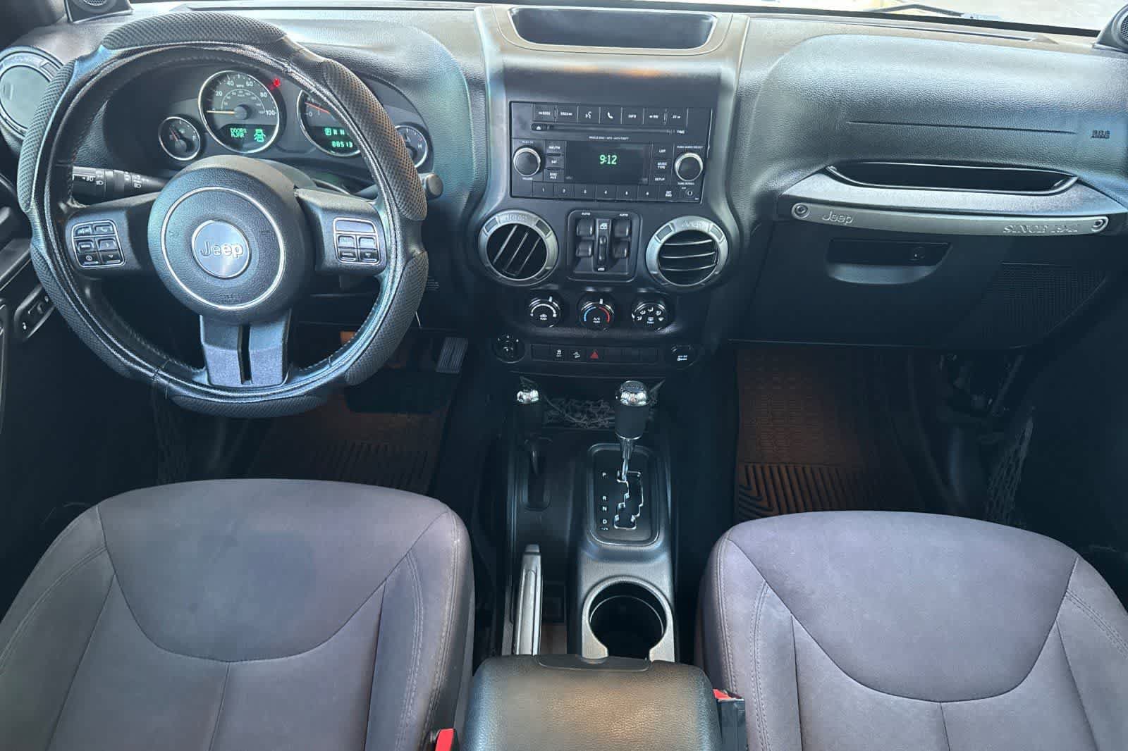 Used 2013 Jeep Wrangler Unlimited Sport AWD/4WD image 3