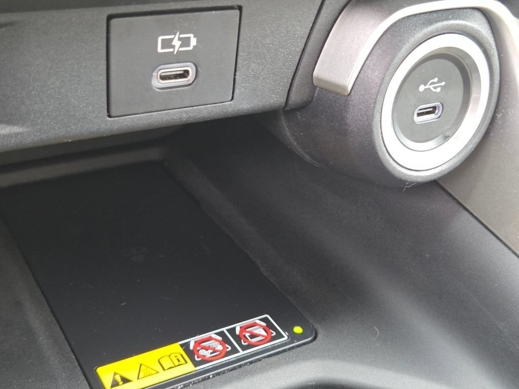 Used 2024 Toyota Grand Highlander AWD Hybrid image 13