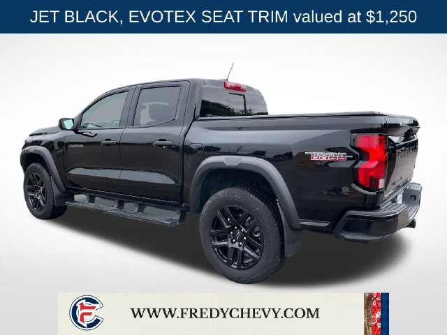 Used 2024 Chevrolet Colorado Trail Boss w/ Advanced Trailering Package AWD/4WD image 3