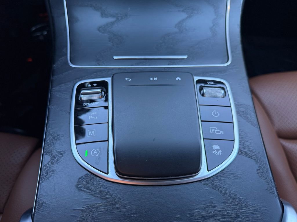 Used 2020 Mercedes-Benz GLC 300 4MATIC Coupe image 18