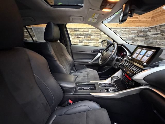 Used 2022 Mitsubishi Eclipse Cross SEL AWD/4WD image 16