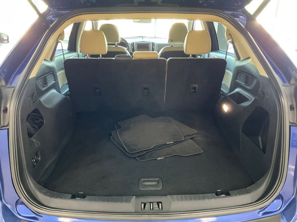 Used 2015 Ford Edge SEL w/ Equipment Group 201A AWD/4WD image 22