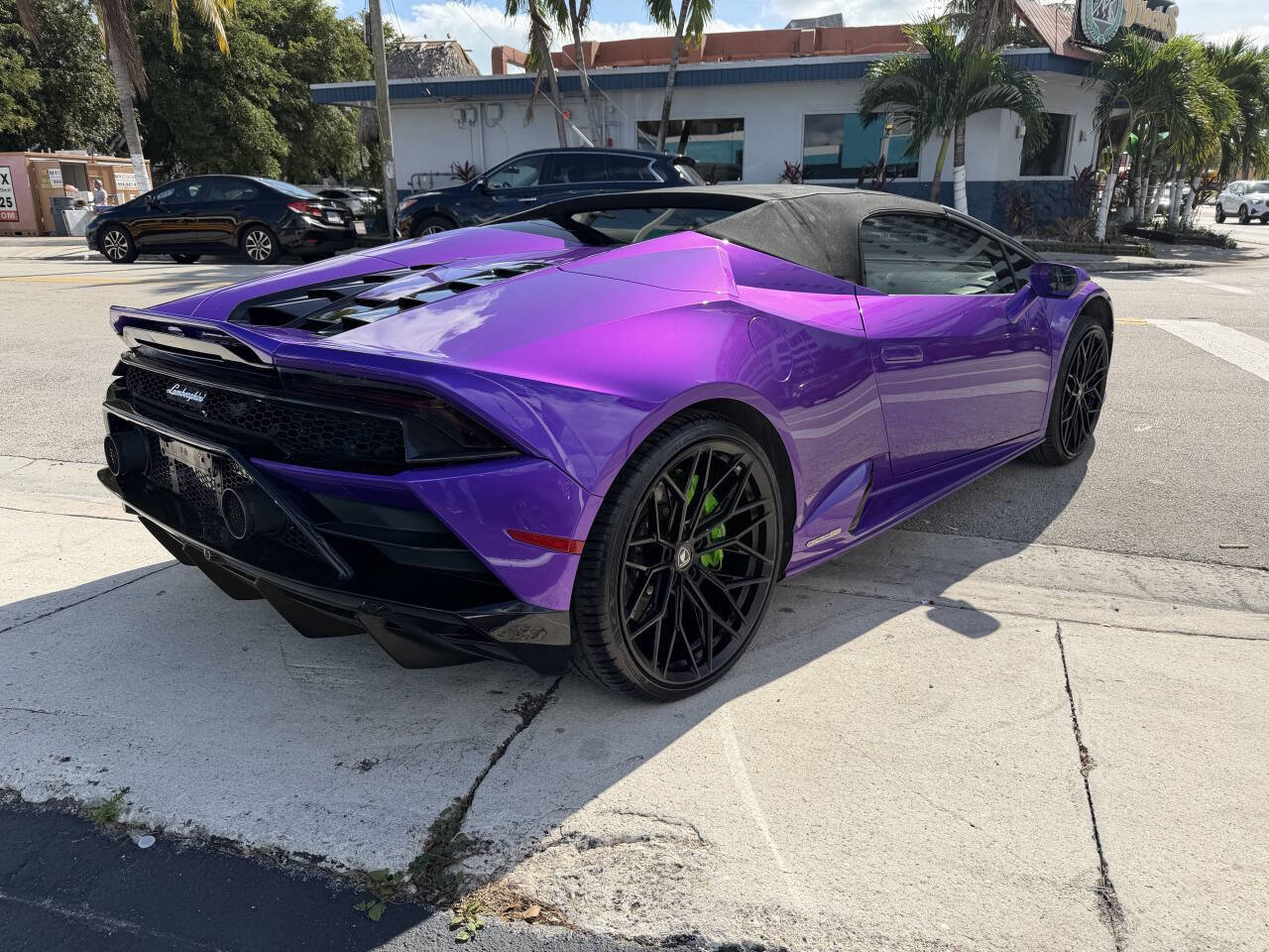 Used 2020 Lamborghini Huracan EVO AWD/4WD image 6