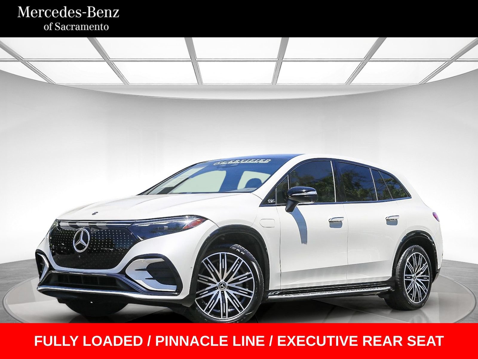 Used 2023 Mercedes-Benz EQS 580 4MATIC SUV image 1