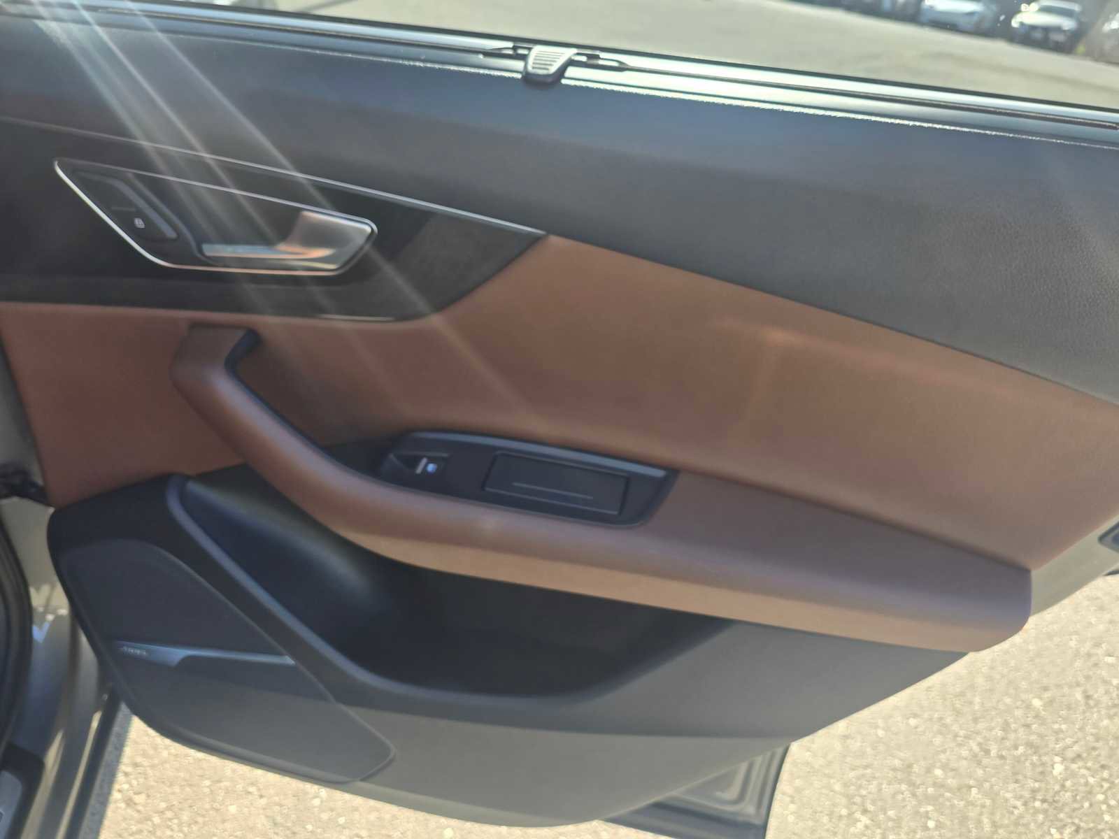 Used 2018 Audi Q7 3.0T Prestige image 13