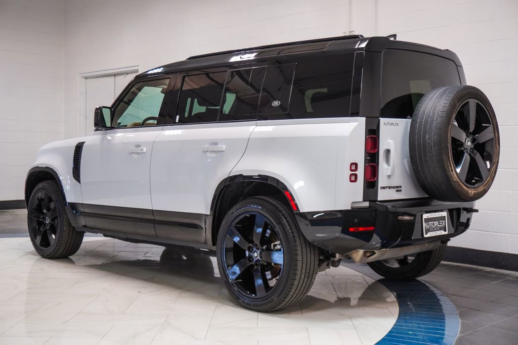 Used 2023 Land Rover Defender 110 X-Dynamic SE AWD/4WD image 37