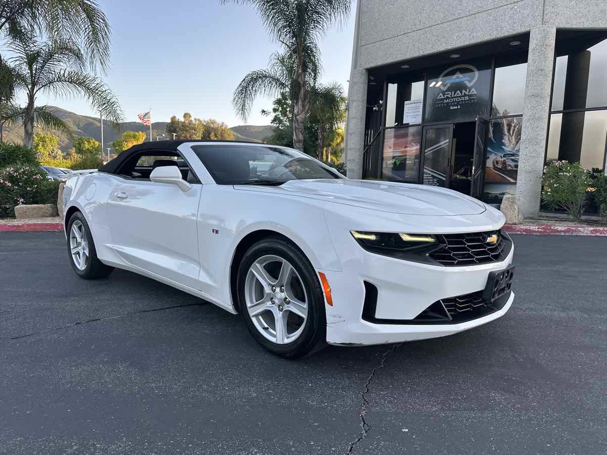 Used 2020 Chevrolet Camaro LT image 14