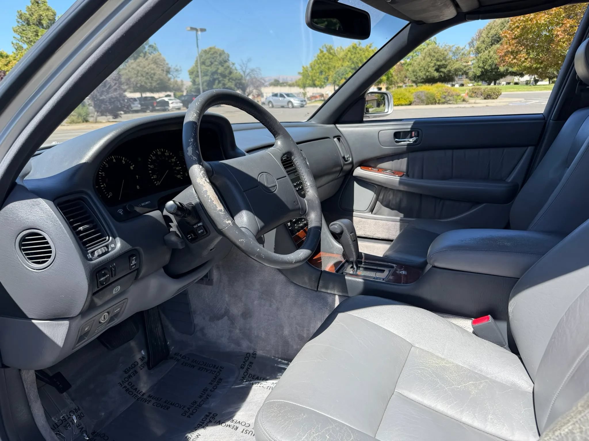 Used 1990 Lexus LS 400 RWD image 6