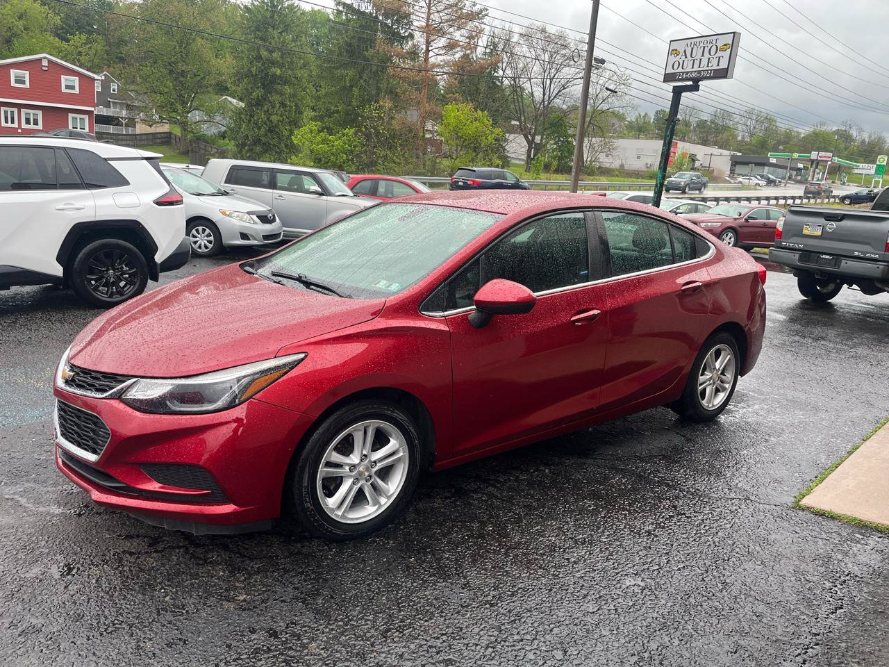 Used 2018 Chevrolet Cruze LT w/ Convenience Package FWD image 10