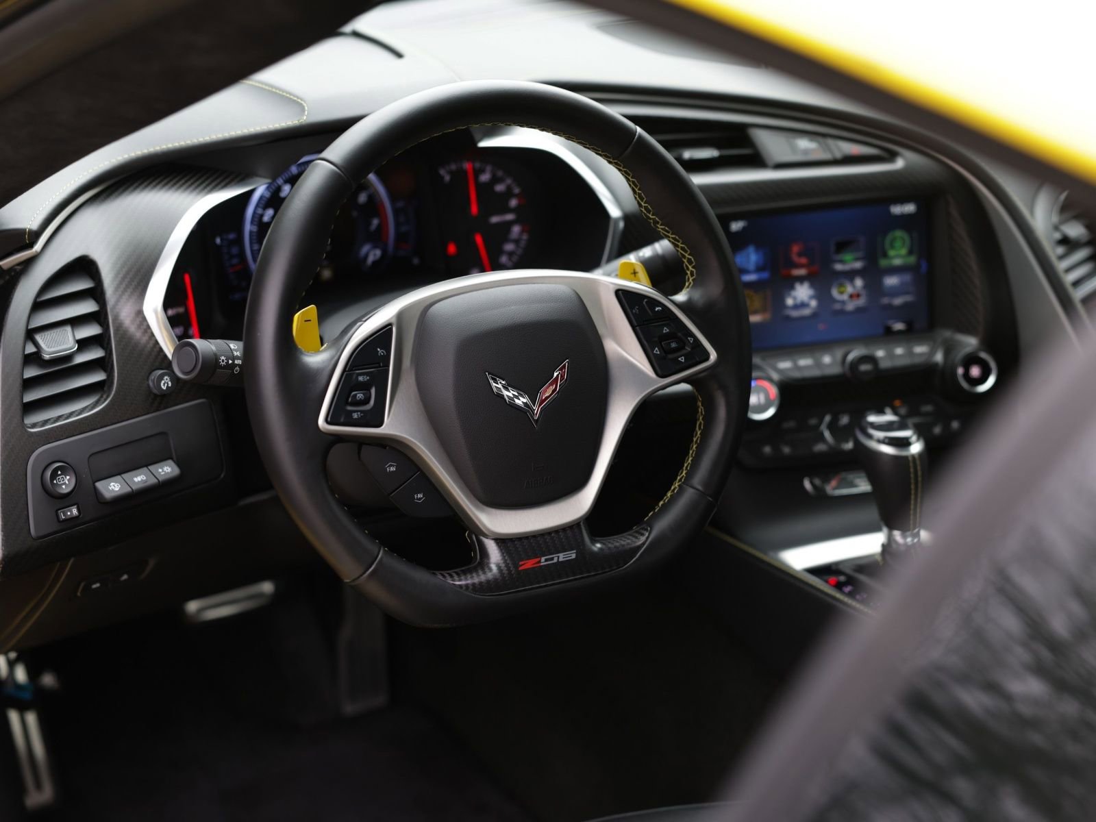Used 2019 Chevrolet Corvette Z06 RWD image 5