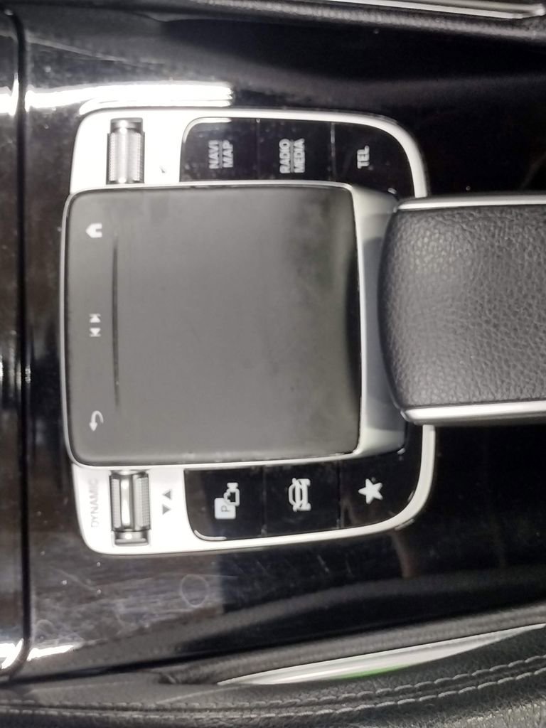 Used 2020 Mercedes-Benz GLE 350 4MATIC image 31