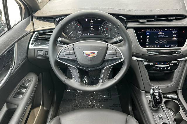 Used 2026 Cadillac XT5 Premium Luxury FWD image 17