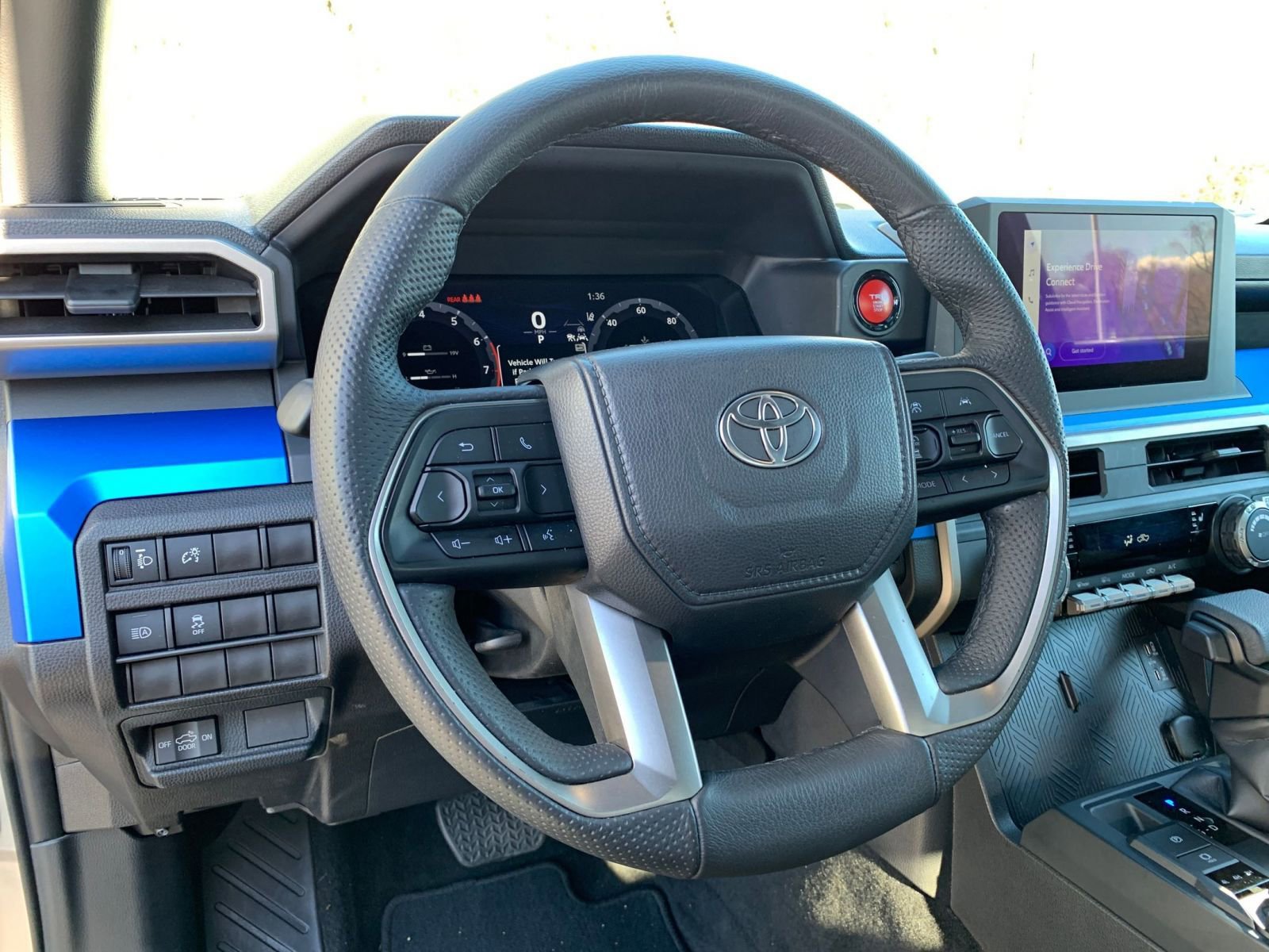 Used 2025 Toyota Tacoma TRD Off-Road image 33