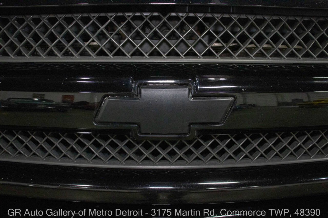 Used 2008 Chevrolet TrailBlazer SS w/ Sun And 6-Disc Cd Package AWD/4WD image 31