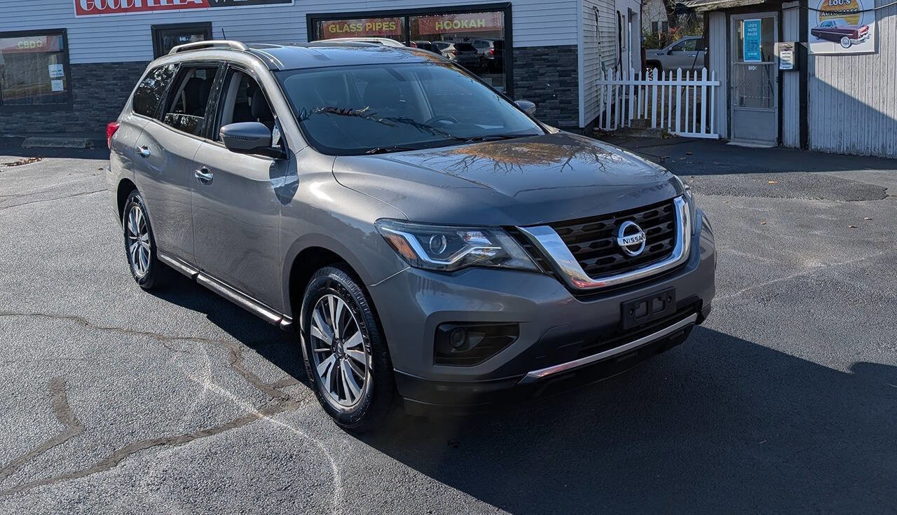 Used 2017 Nissan Pathfinder S image 4