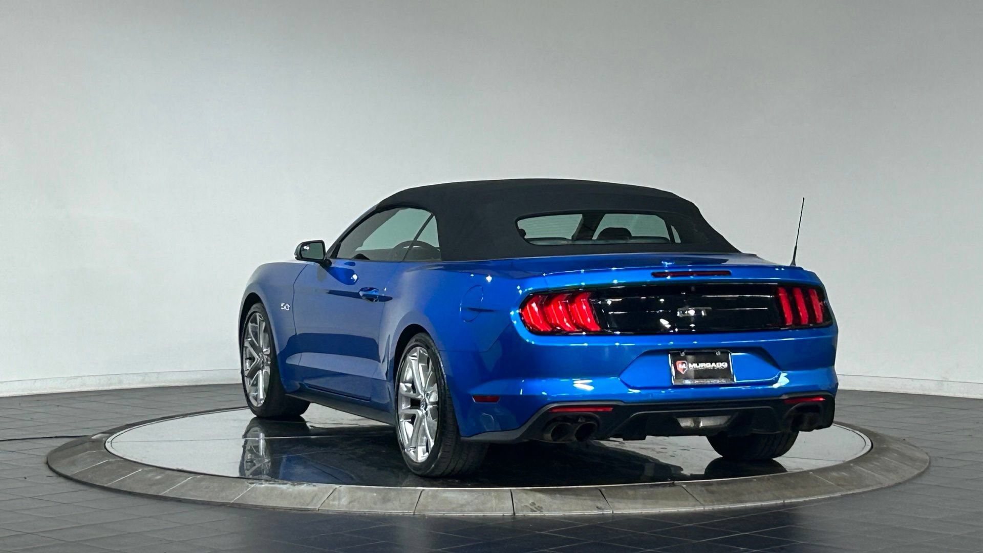 Used 2019 Ford Mustang GT Premium RWD image 8